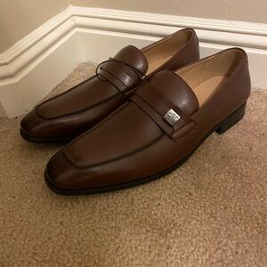 Brand new Calvin Klein men’s brown loafers